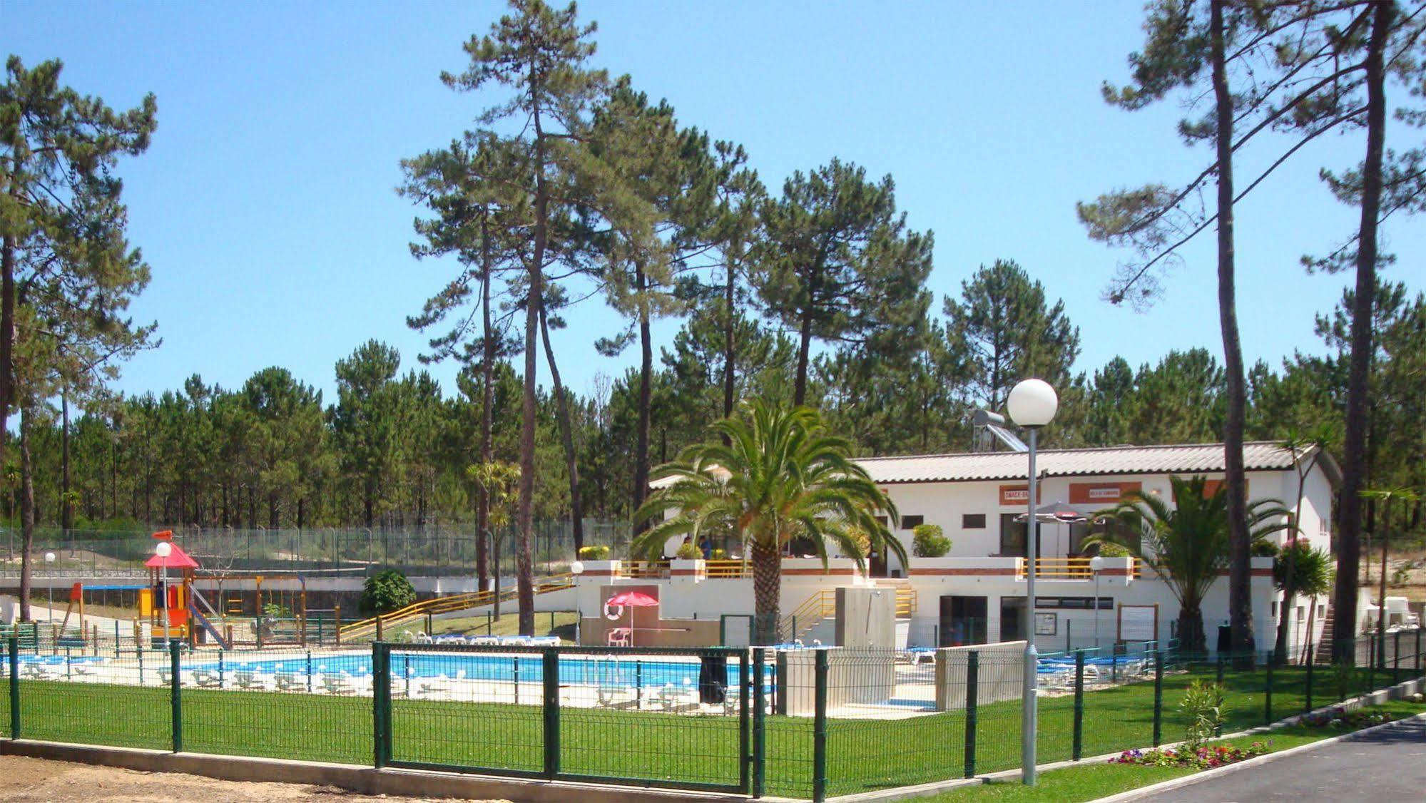 Orbitur Valado Bungalows Caravan Park Hotel Nazaré Exterior foto